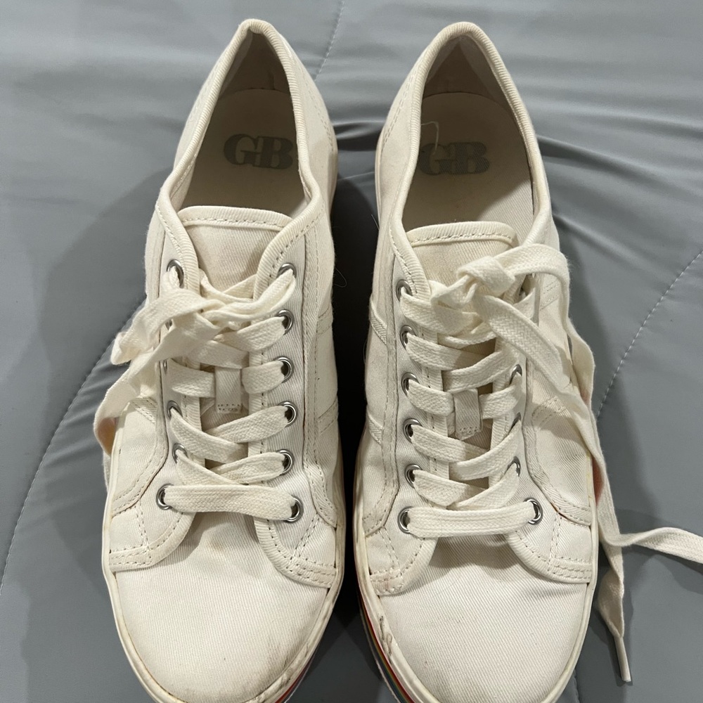 Gianni Bini Cream Lace-Up Sneakers